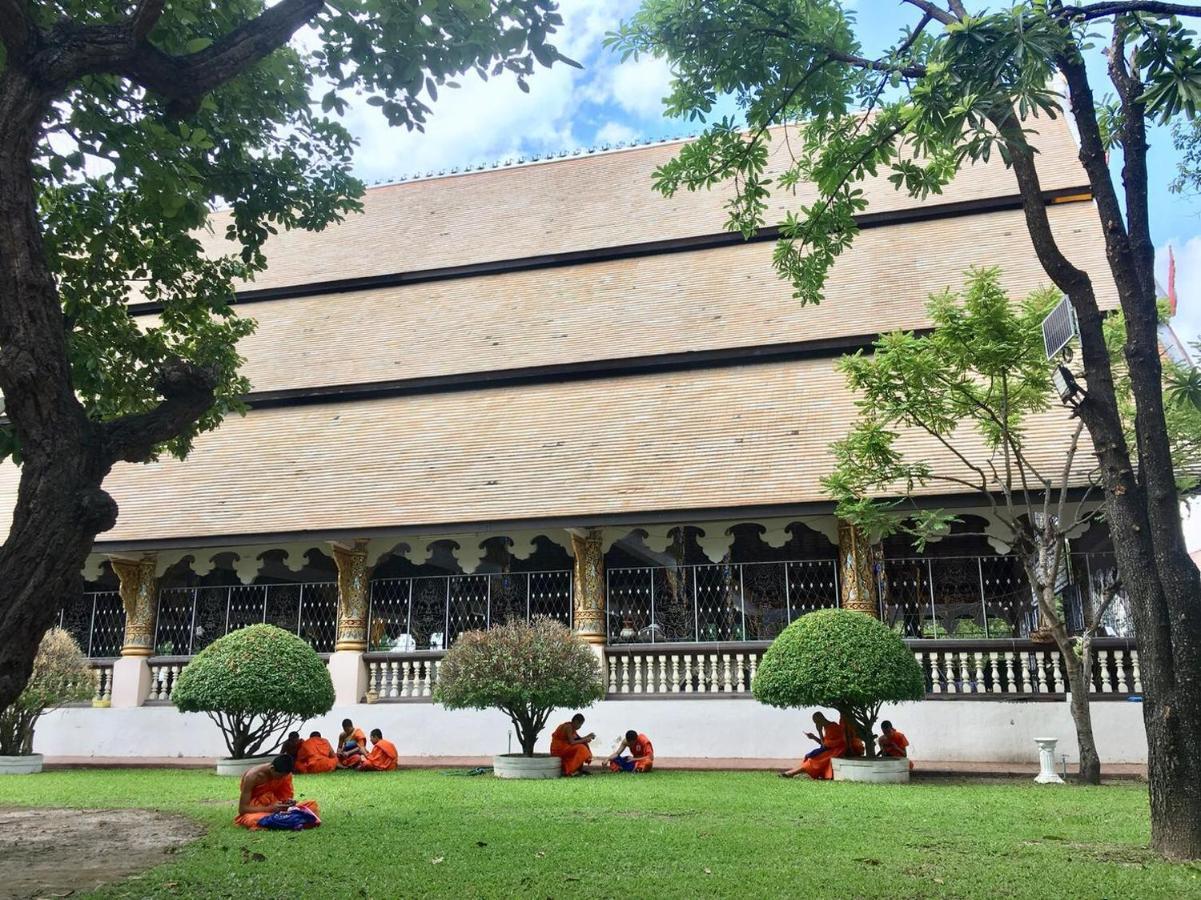 Suandok History House Aparthotel Chiang Mai Bagian luar foto